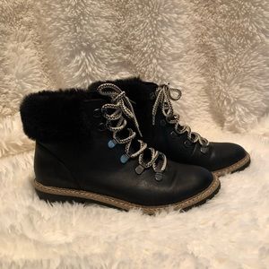 Express boots with fur size 8 barely worn